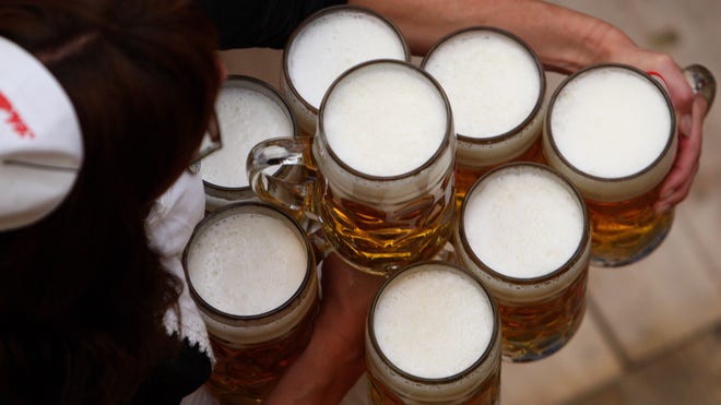 beer mugs serve.jpg